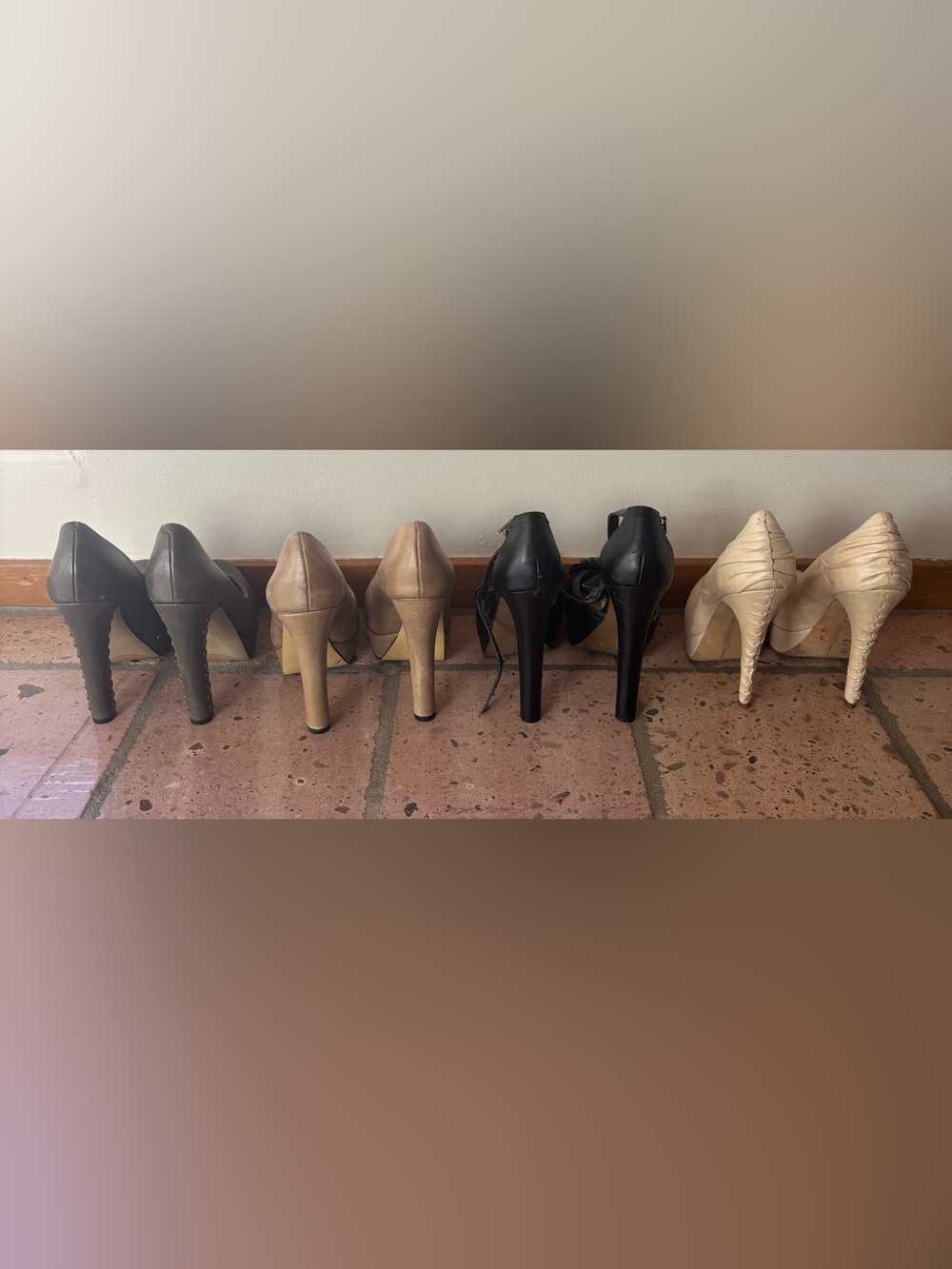 Vince Camuto Heels Size 6 Lot - Picture 2 of 16